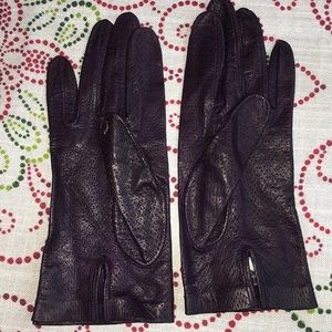 Italian Leather Gloves Eggplant color 61/2